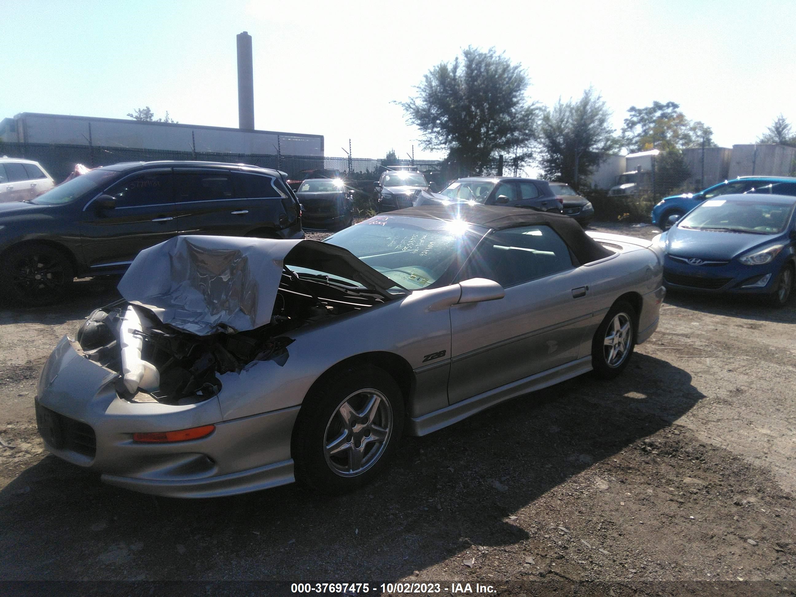 Photo 1 VIN: 2G1FP32G6X2135874 - CHEVROLET CAMARO 