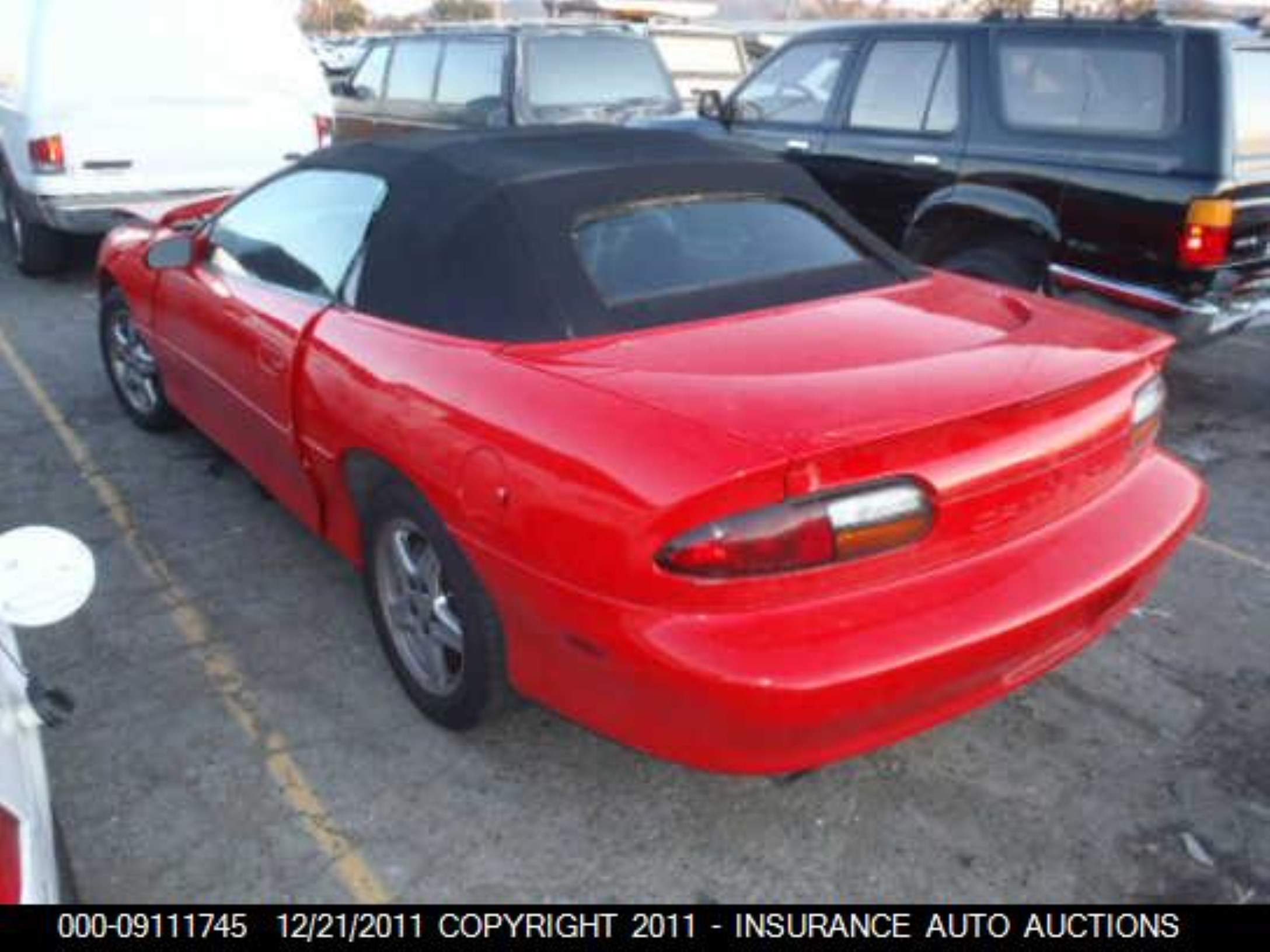 Photo 2 VIN: 2G1FP32G722144012 - CHEVROLET CAMARO 