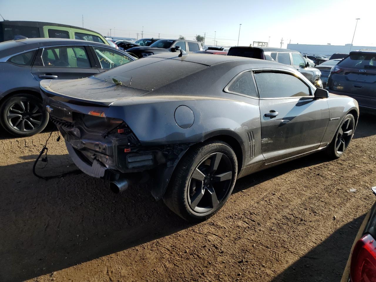 Photo 2 VIN: 2G1FT1EW6A9143393 - CHEVROLET CAMARO 