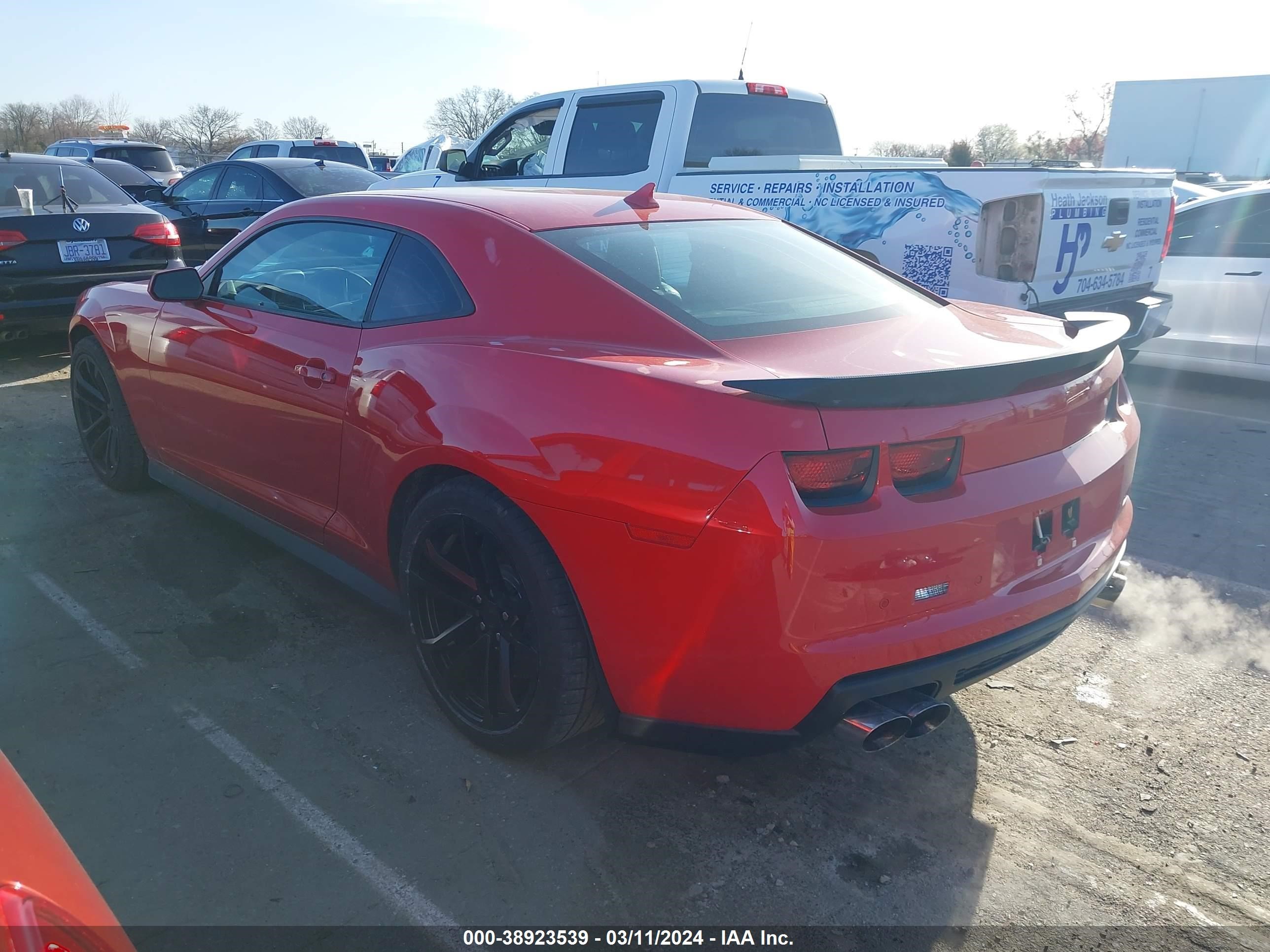 Photo 2 VIN: 2G1FZ1EP2D9807135 - CHEVROLET CAMARO 