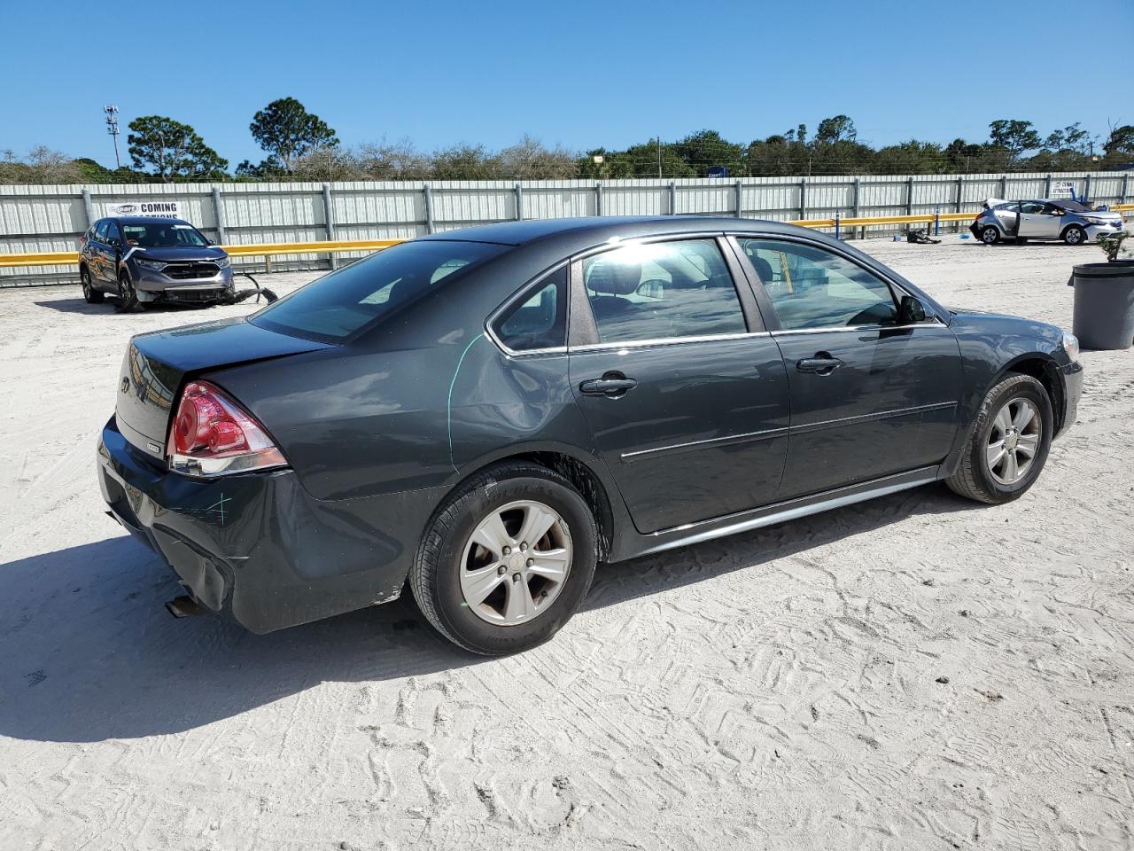 Photo 2 VIN: 2G1WA5E31F1137882 - CHEVROLET IMPALA 