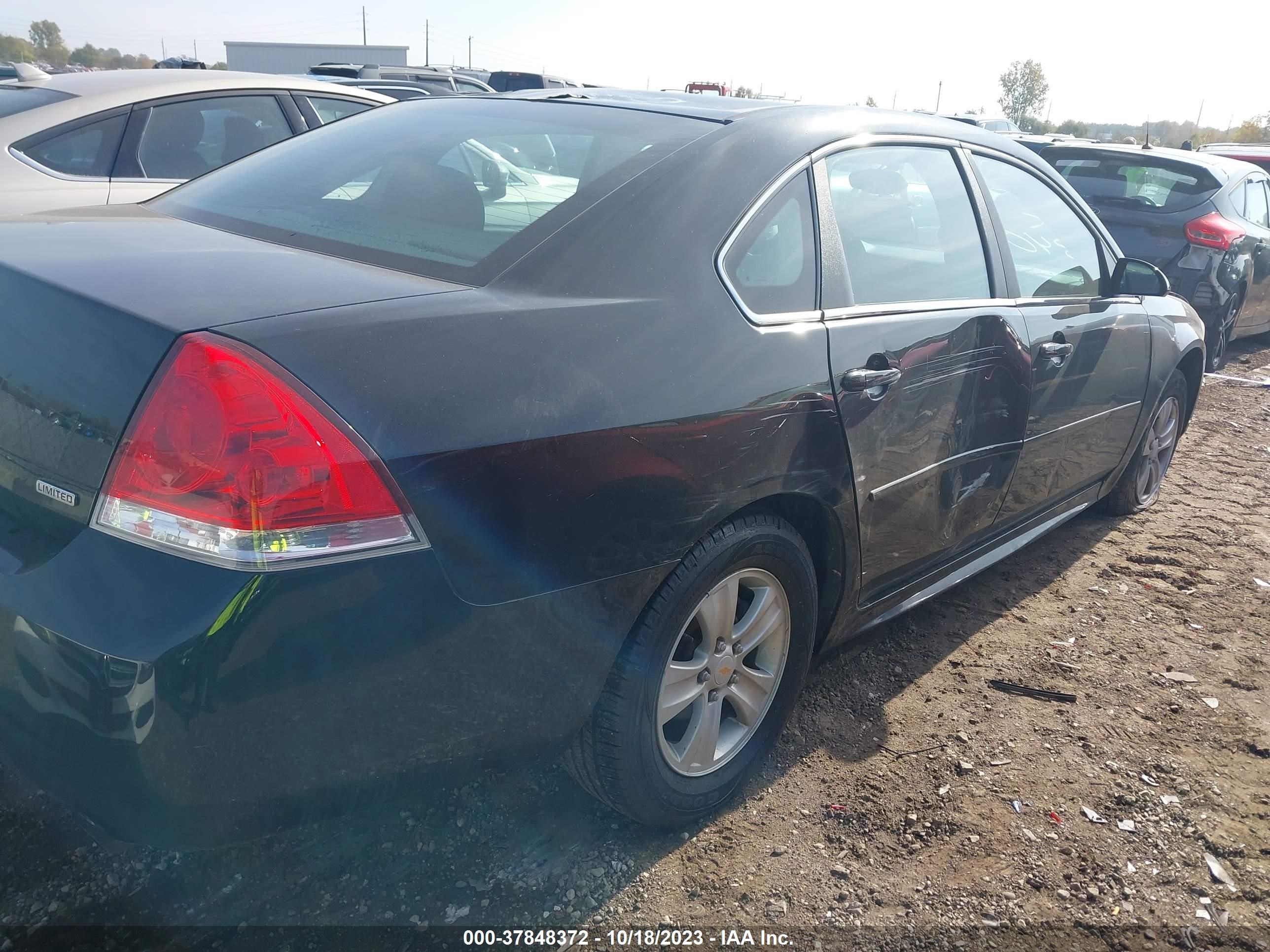 Photo 3 VIN: 2G1WA5E31G1182340 - CHEVROLET IMPALA 