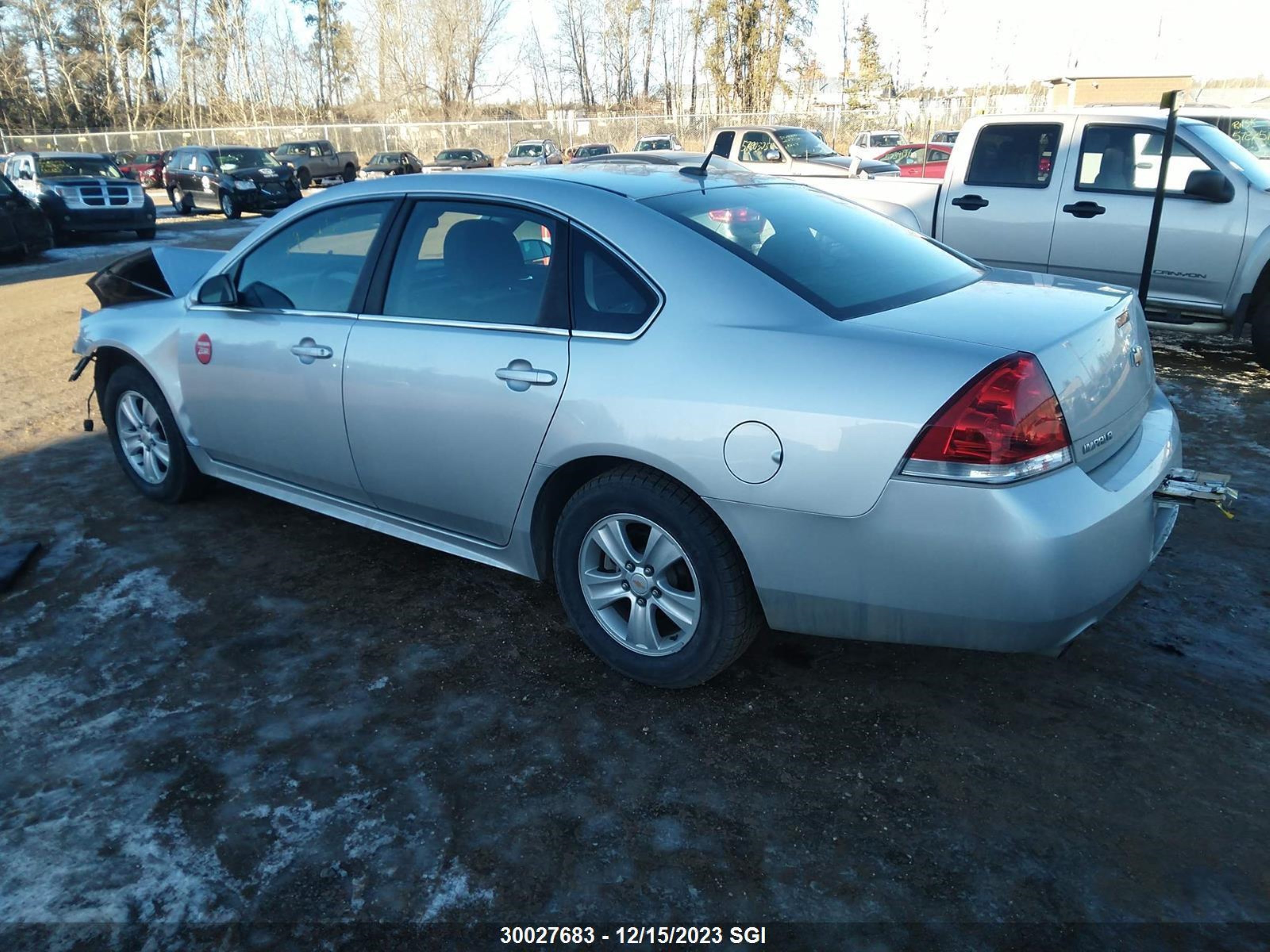 Photo 2 VIN: 2G1WA5E34D1249010 - CHEVROLET IMPALA 