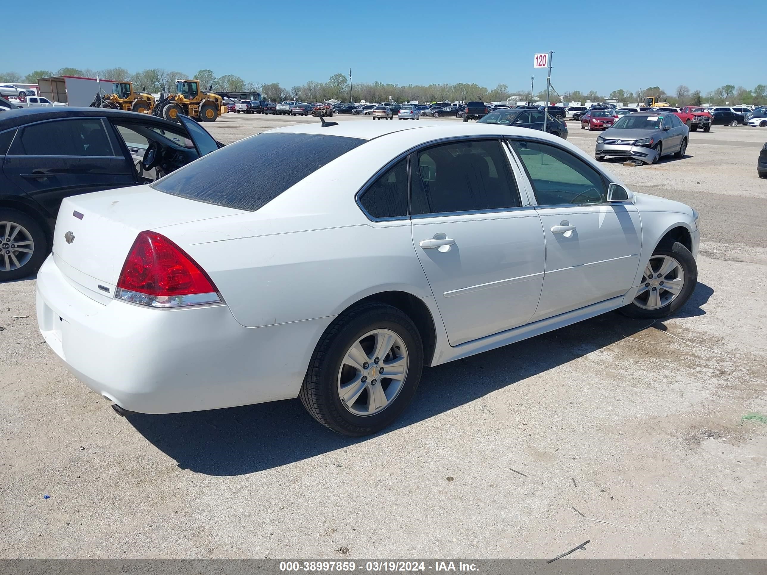 Photo 3 VIN: 2G1WA5E37F1110220 - CHEVROLET IMPALA 