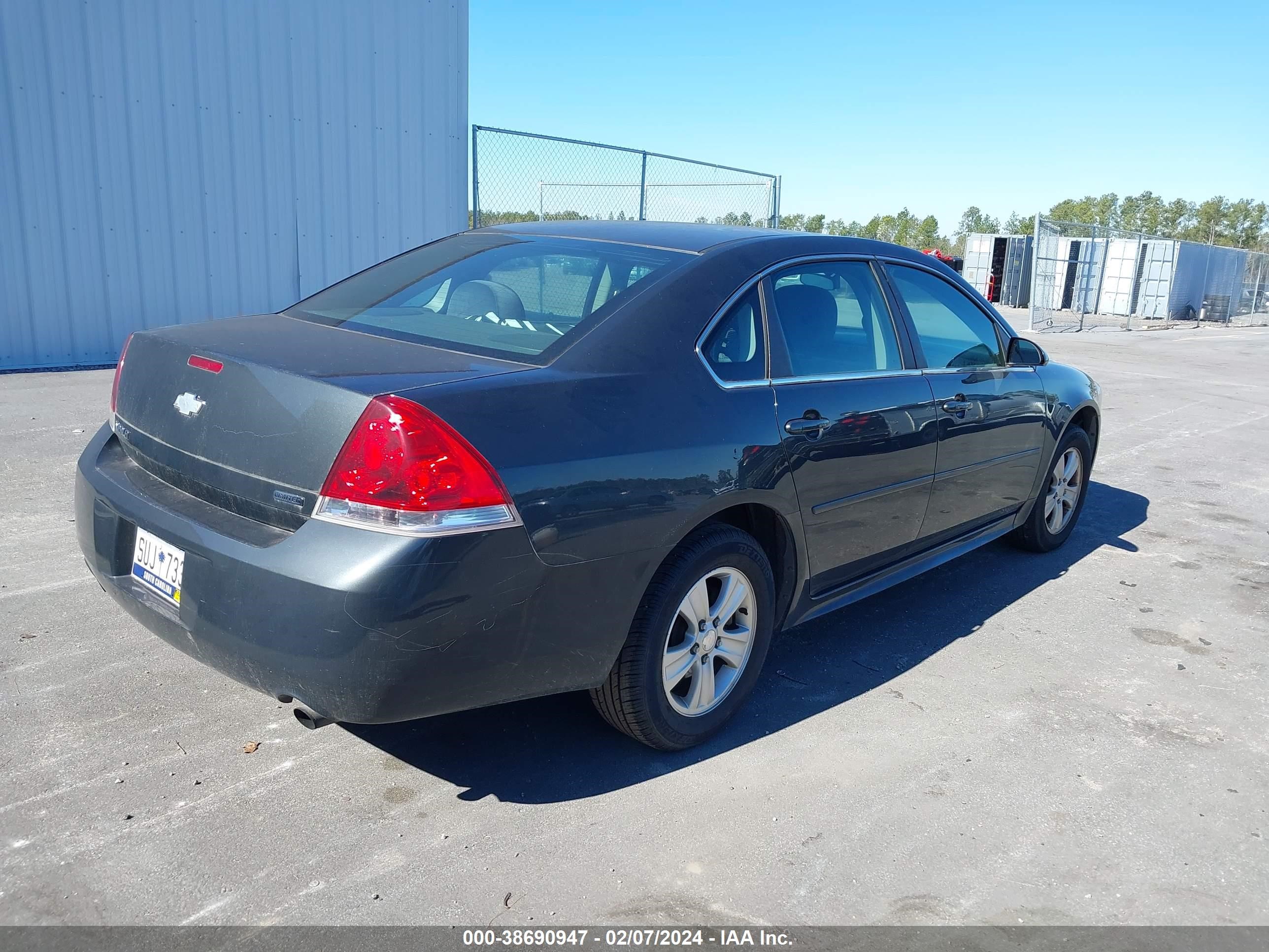 Photo 3 VIN: 2G1WA5E39E1161300 - CHEVROLET IMPALA 