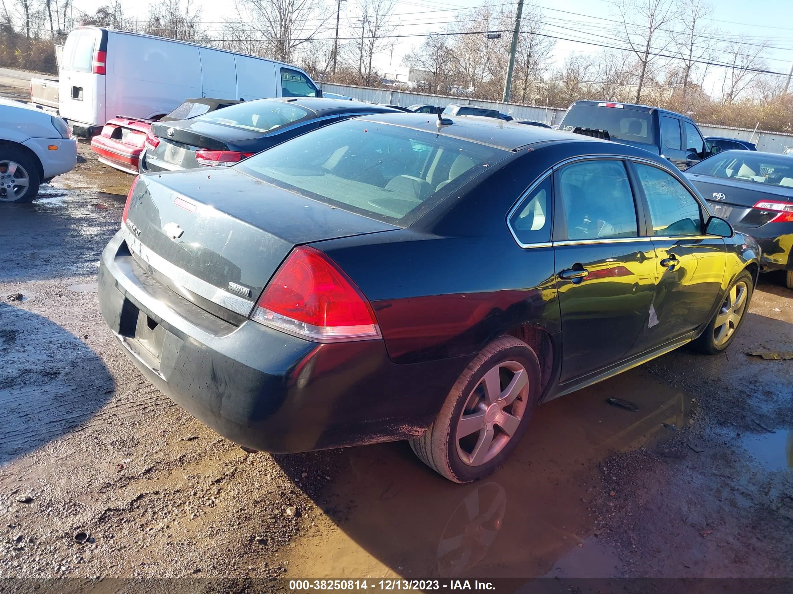 Photo 3 VIN: 2G1WA5EK4A1145569 - CHEVROLET IMPALA 