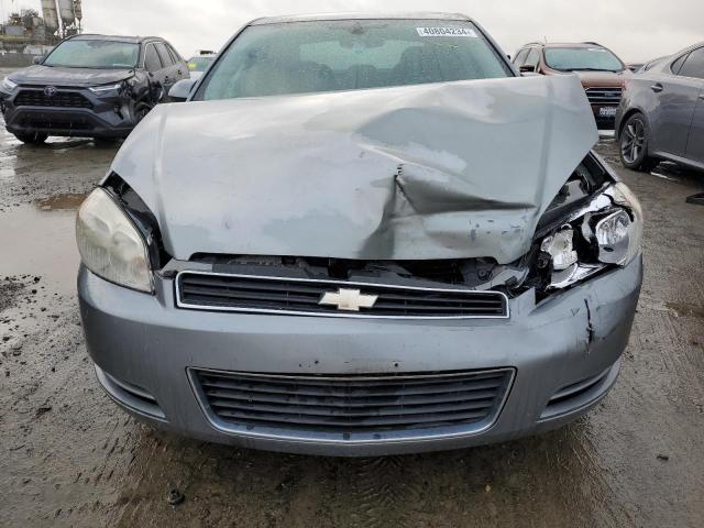 Photo 4 VIN: 2G1WB55K189175072 - CHEVROLET IMPALA 