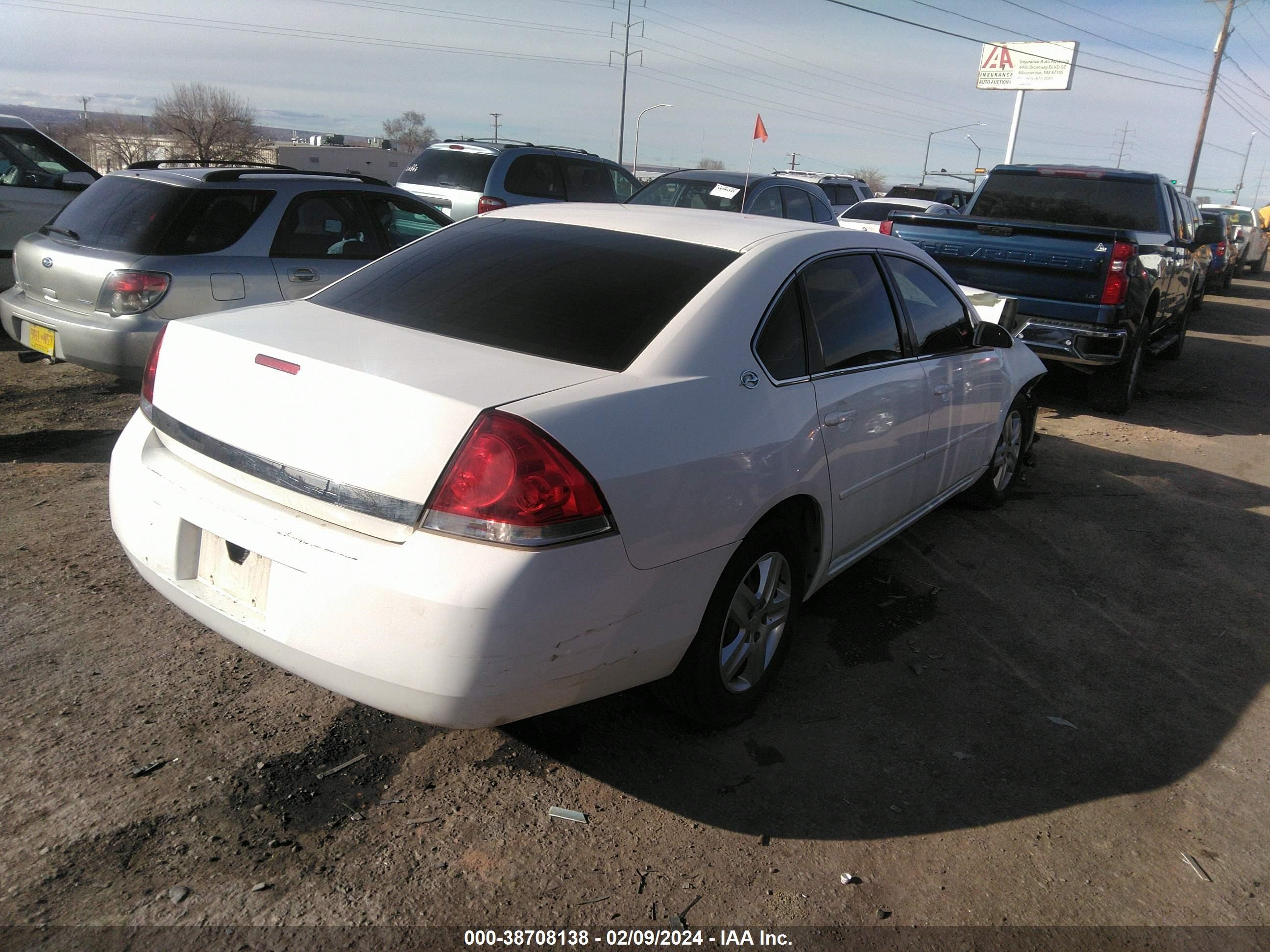 Photo 3 VIN: 2G1WB55K969220062 - CHEVROLET IMPALA 