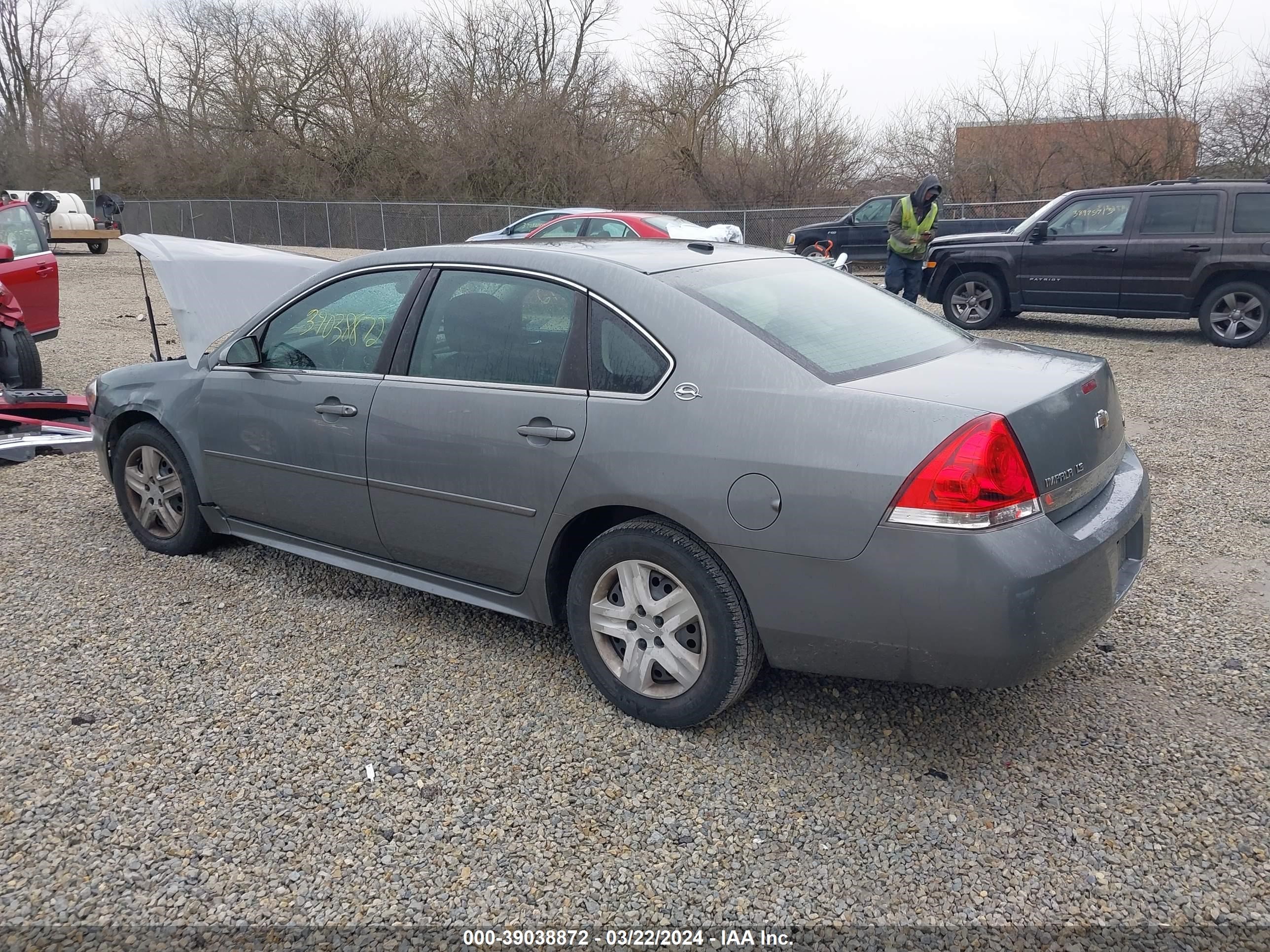 Photo 2 VIN: 2G1WB57K291156477 - CHEVROLET IMPALA 