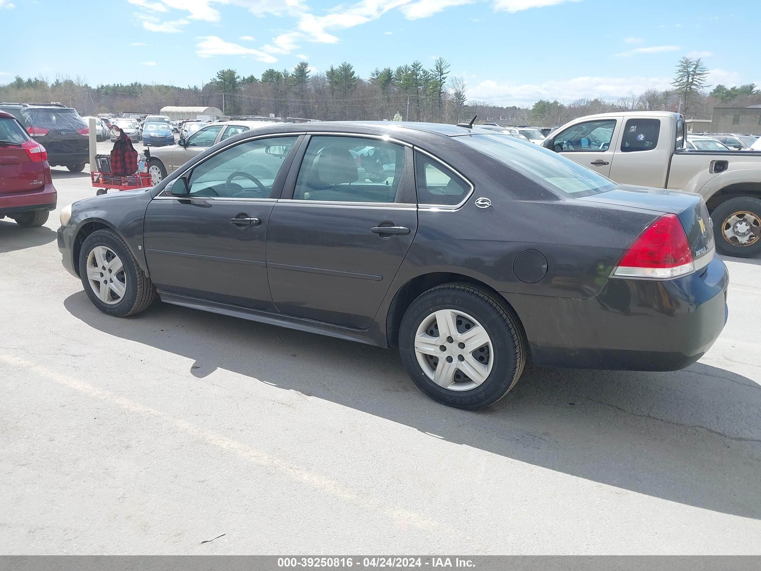 Photo 2 VIN: 2G1WB57K491108950 - CHEVROLET IMPALA 