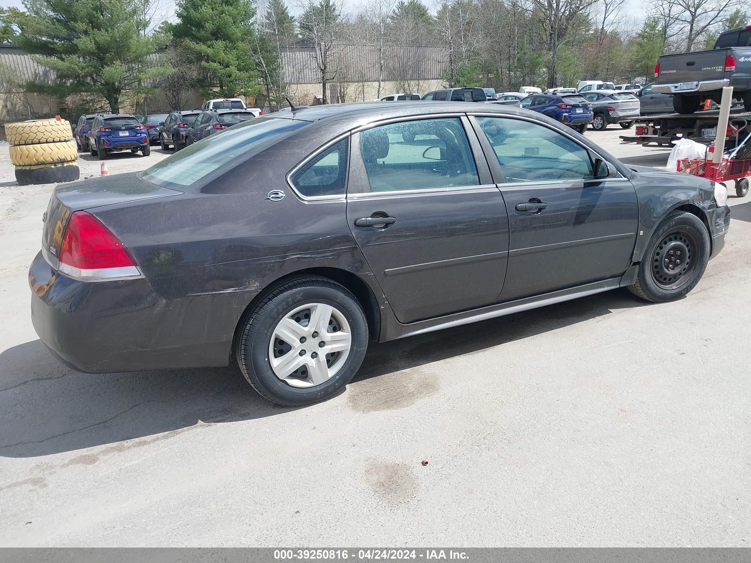 Photo 3 VIN: 2G1WB57K491108950 - CHEVROLET IMPALA 