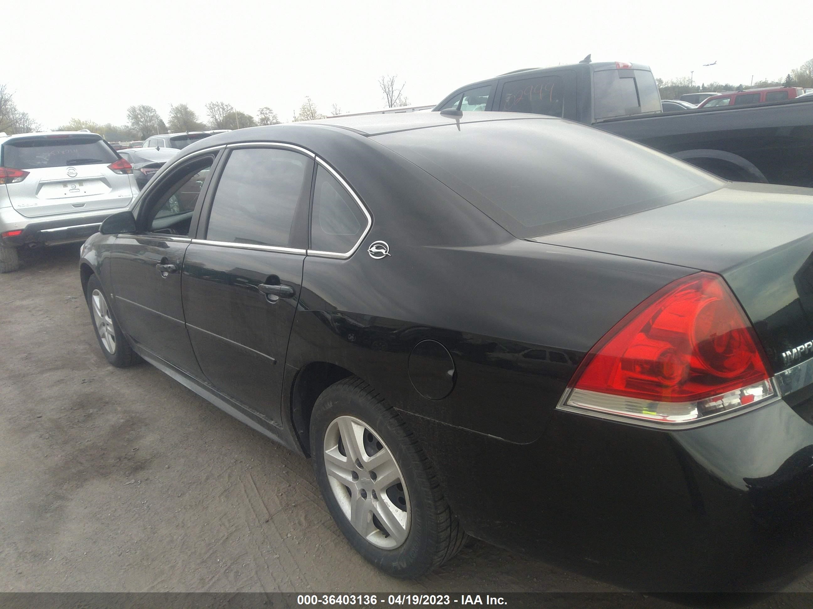 Photo 2 VIN: 2G1WB57K991113156 - CHEVROLET IMPALA 