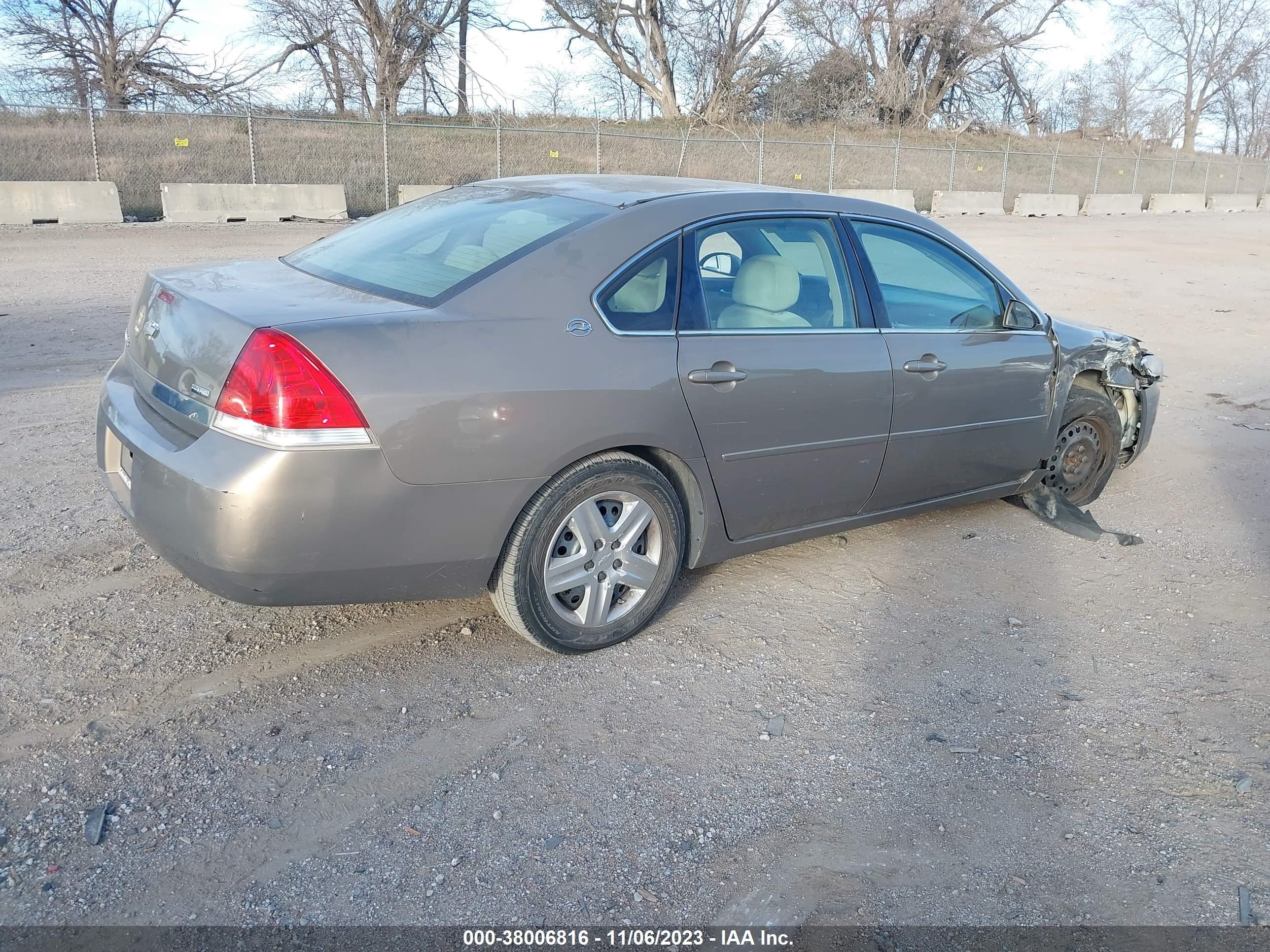 Photo 3 VIN: 2G1WB58K079171752 - CHEVROLET IMPALA 