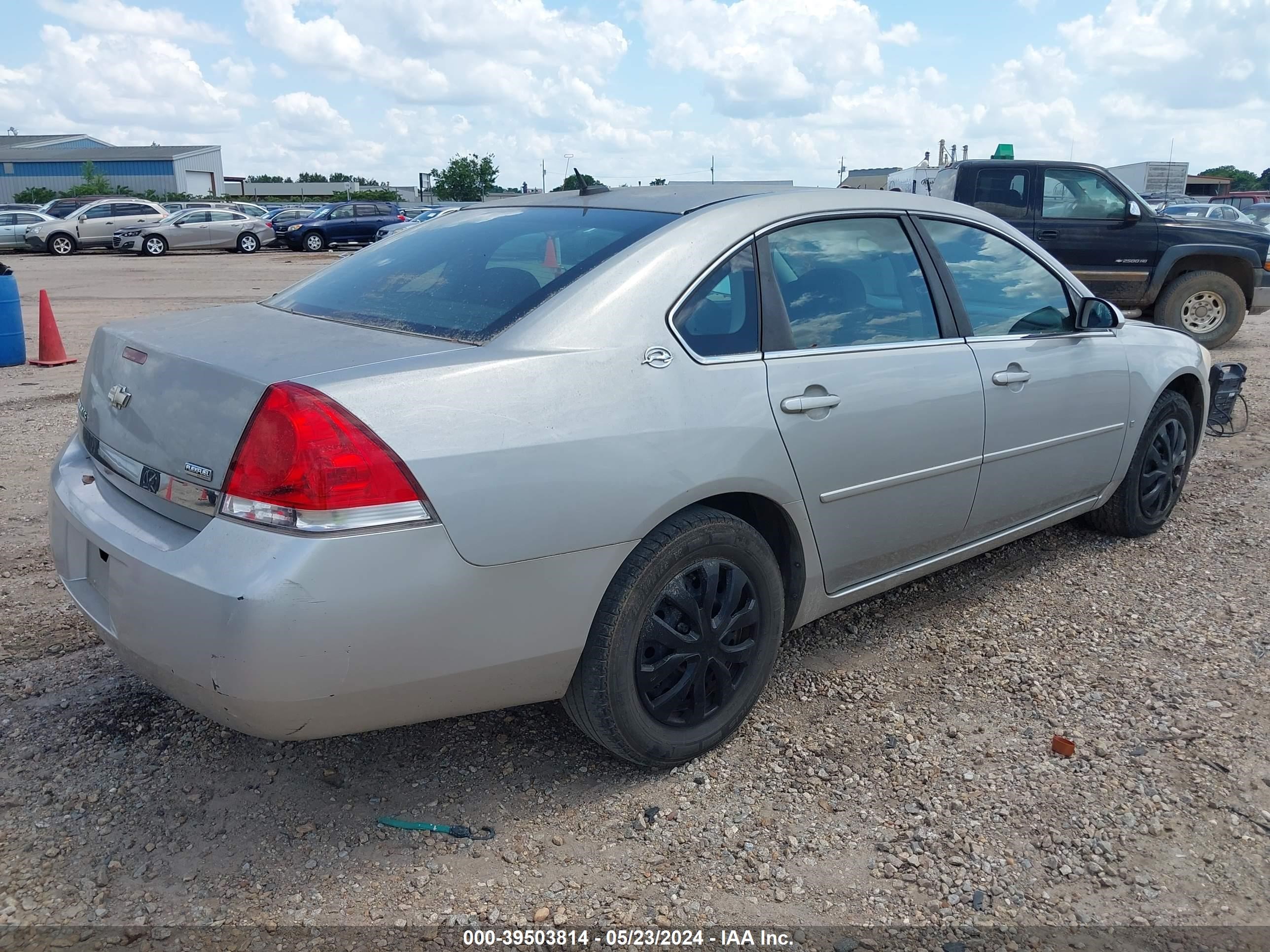 Photo 3 VIN: 2G1WB58K189212584 - CHEVROLET IMPALA 