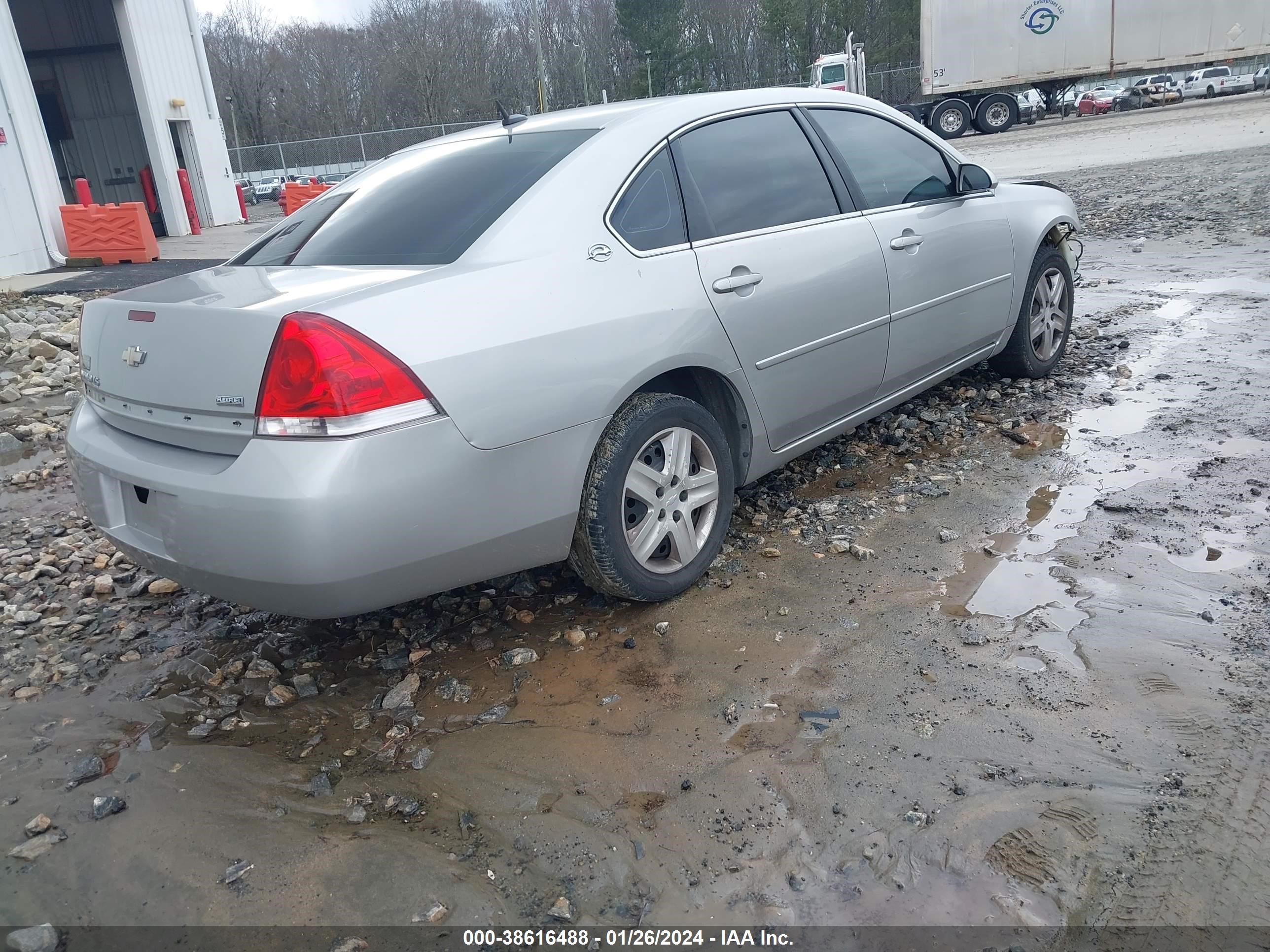 Photo 3 VIN: 2G1WB58K279128532 - CHEVROLET IMPALA 