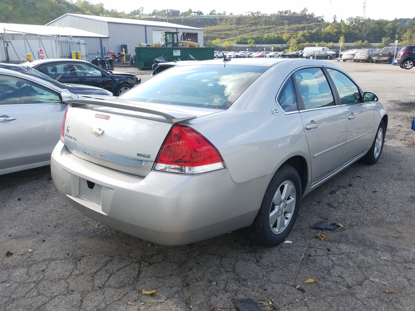 Photo 3 VIN: 2G1WB58K281364324 - CHEVROLET IMPALA LS 