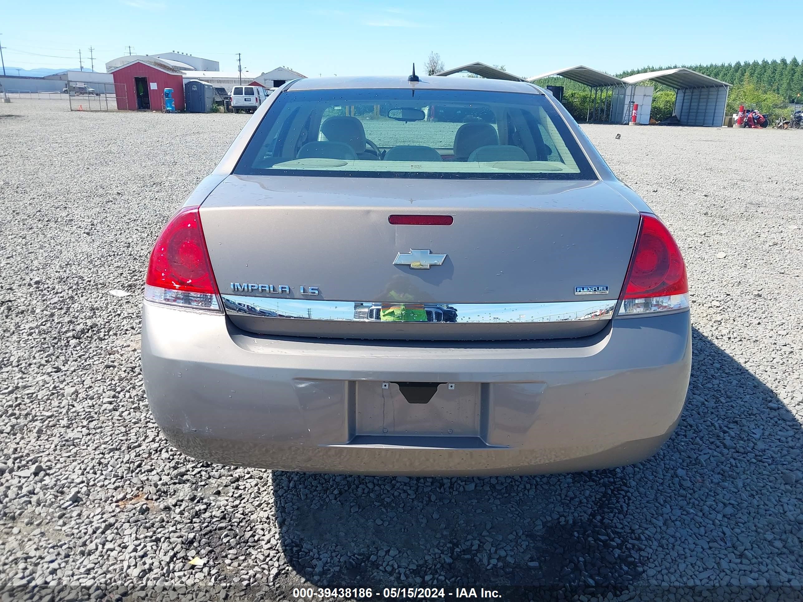 Photo 16 VIN: 2G1WB58K379189260 - CHEVROLET IMPALA 