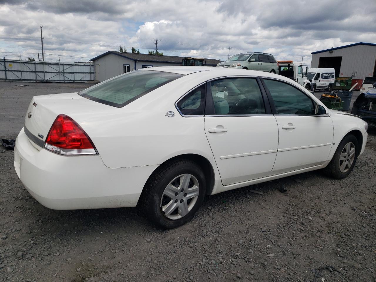 Photo 2 VIN: 2G1WB58K479401602 - CHEVROLET IMPALA 