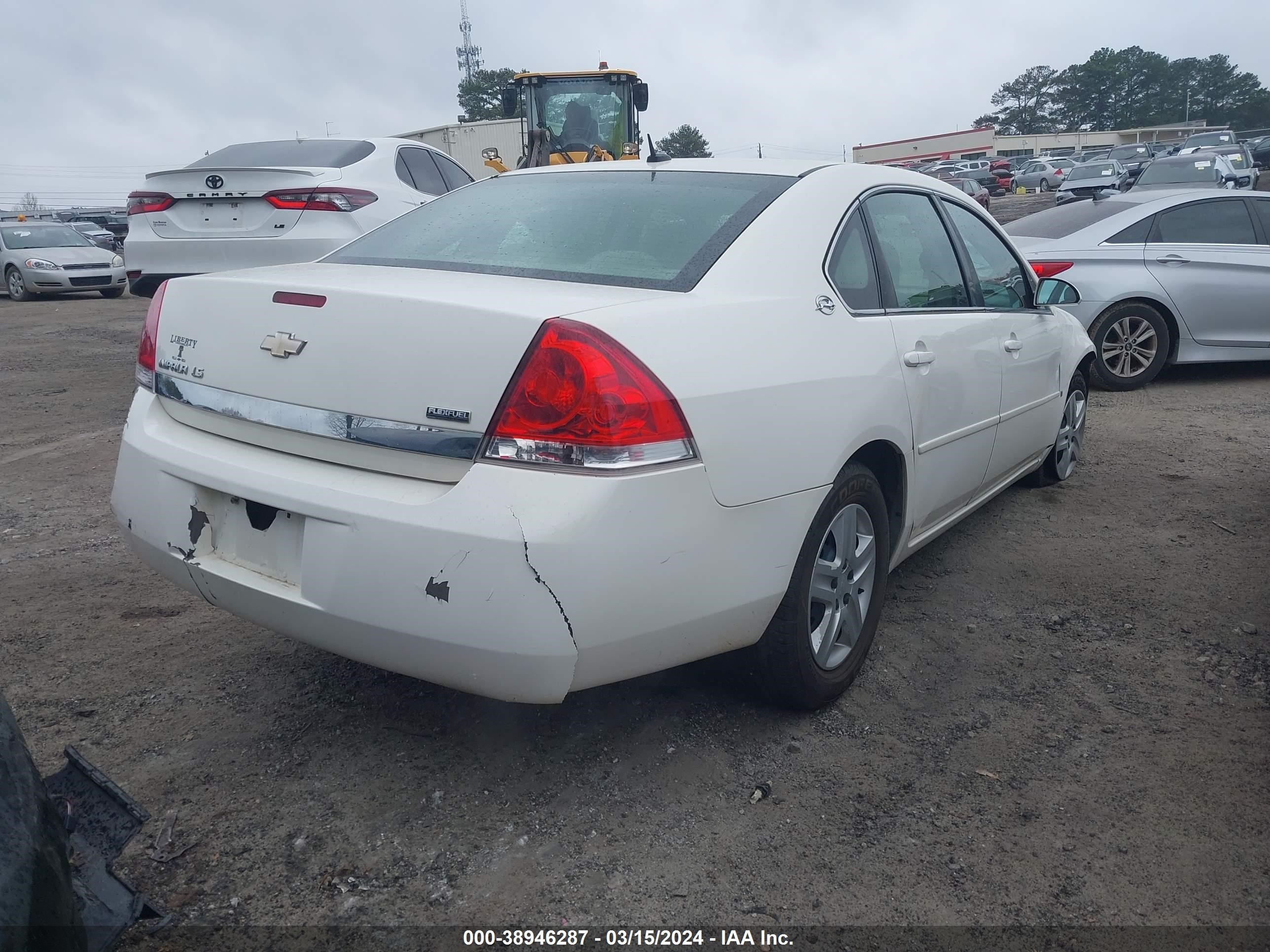 Photo 3 VIN: 2G1WB58K579414147 - CHEVROLET IMPALA 