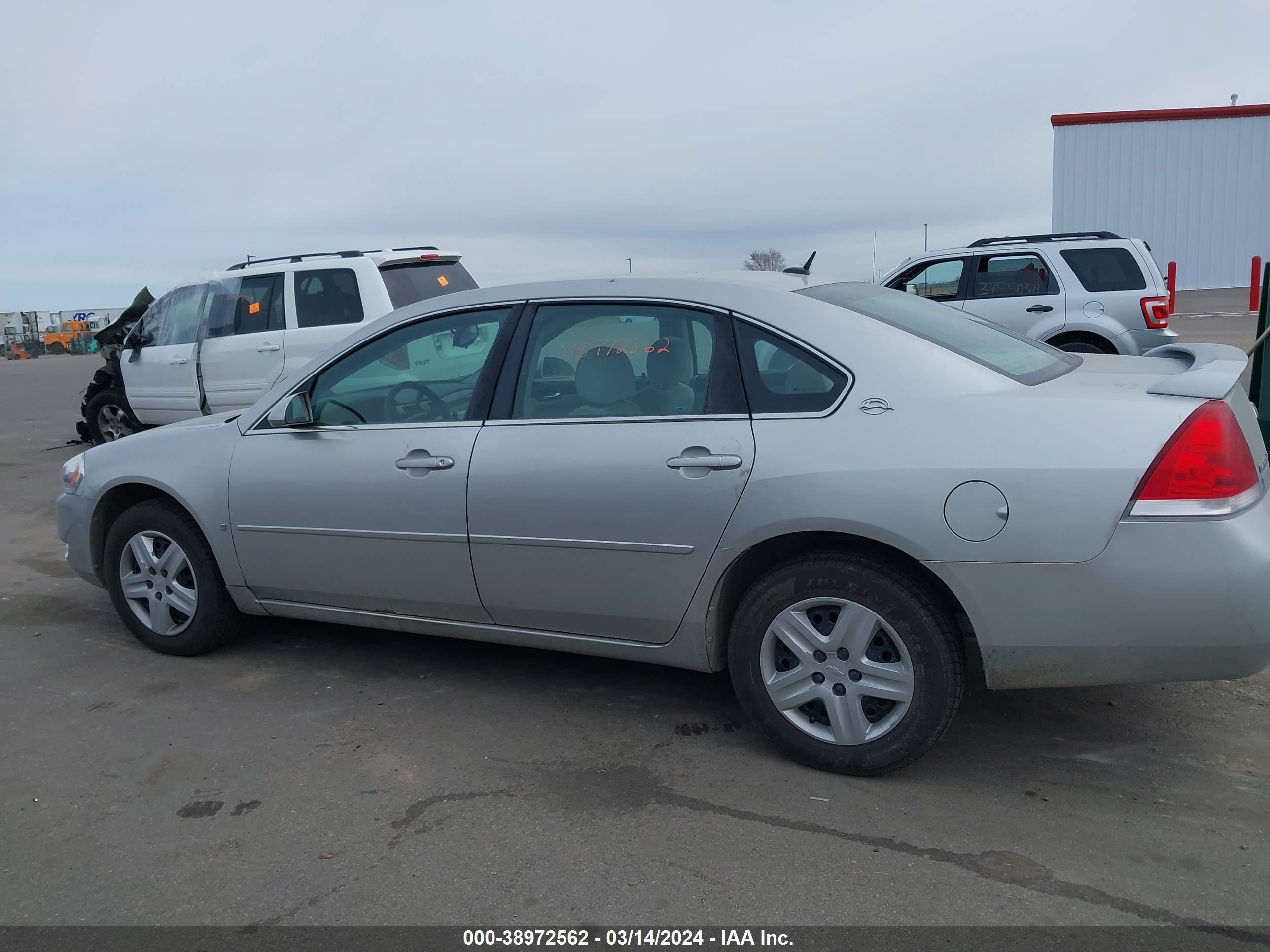 Photo 13 VIN: 2G1WB58K879121116 - CHEVROLET IMPALA 