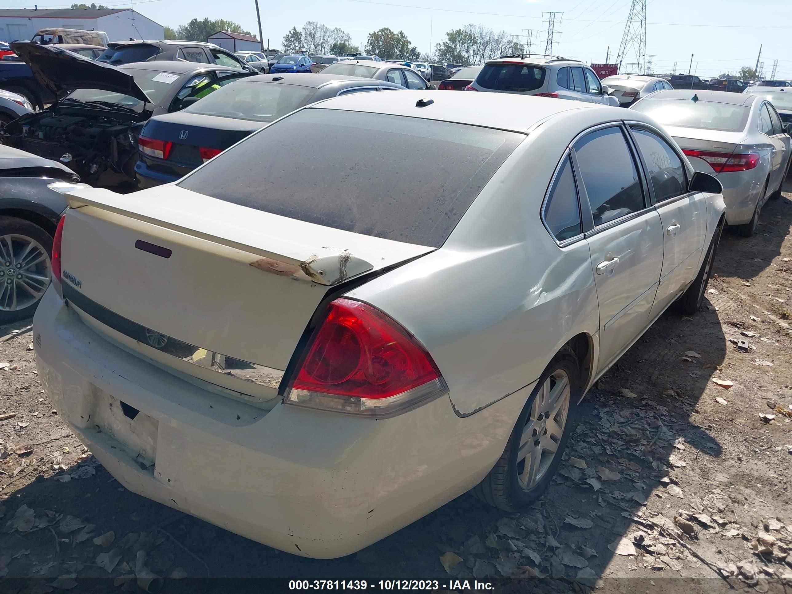 Photo 3 VIN: 2G1WB58K969234409 - CHEVROLET IMPALA 