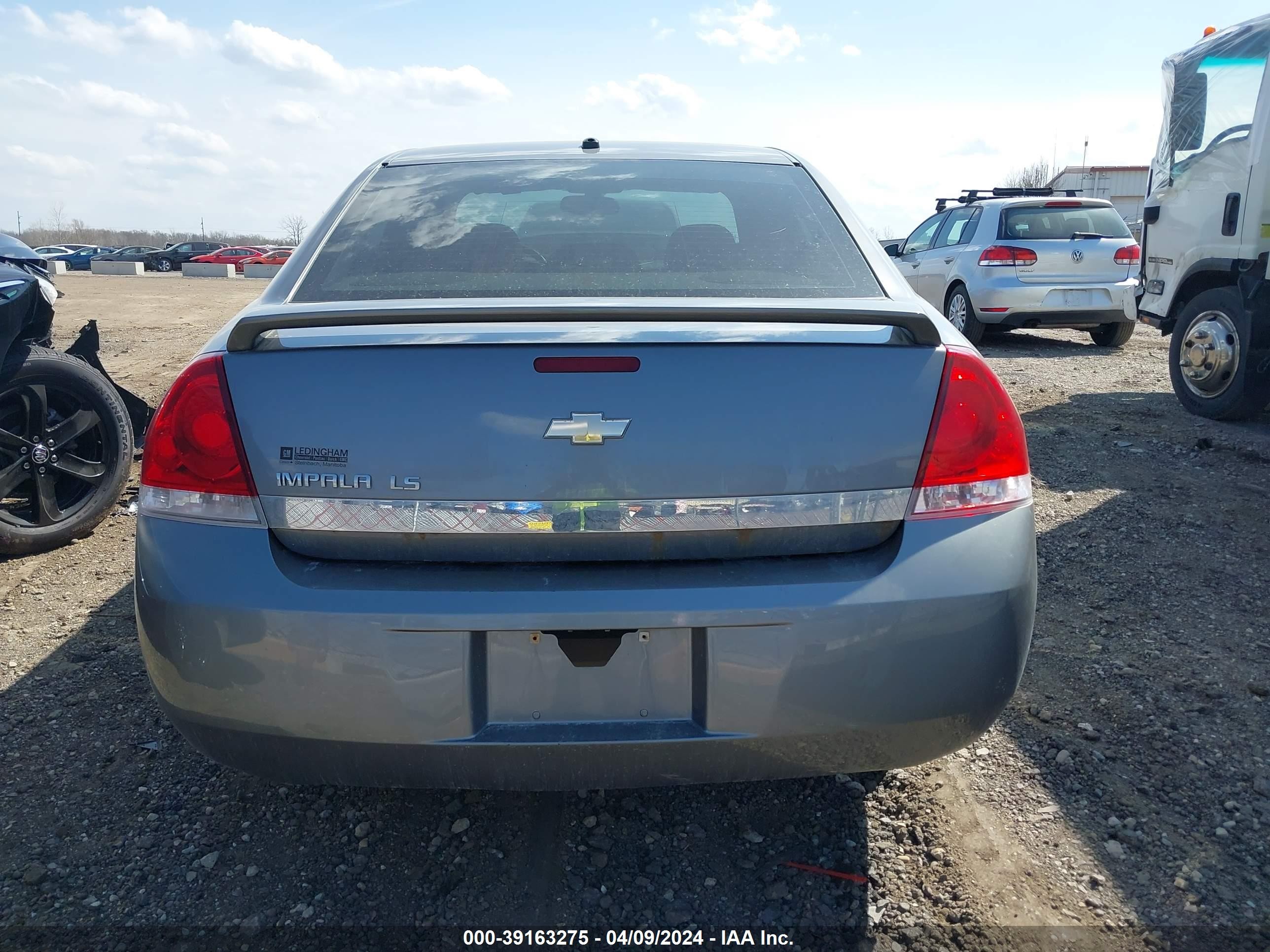 Photo 13 VIN: 2G1WB58N169216108 - CHEVROLET IMPALA 