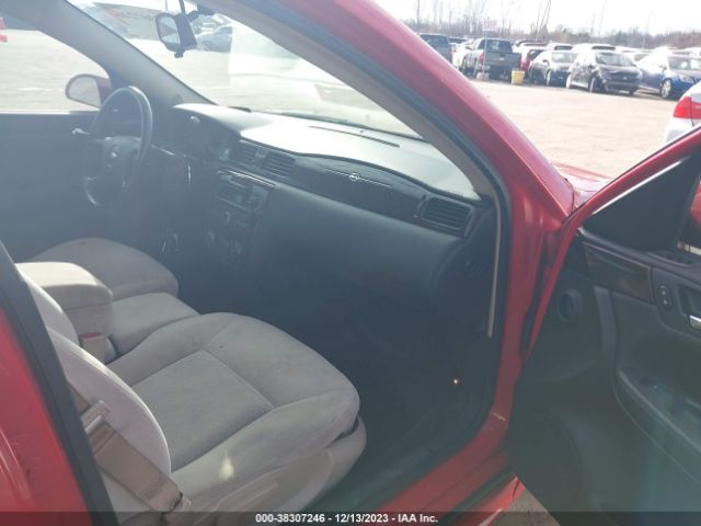 Photo 4 VIN: 2G1WB5E30C1211902 - CHEVROLET IMPALA 