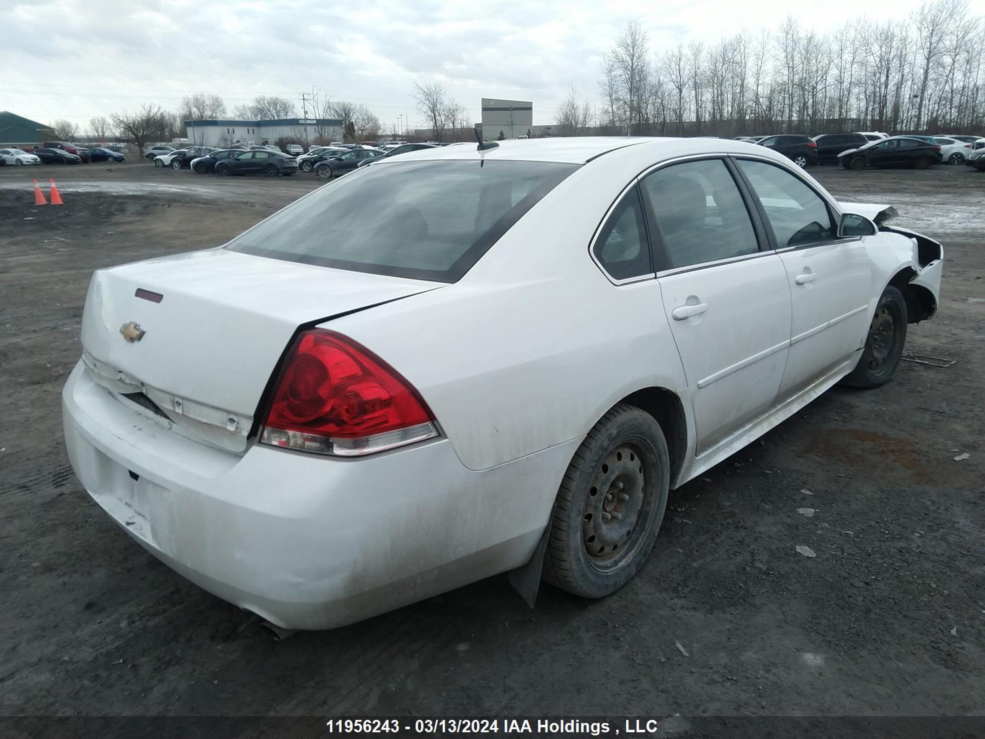 Photo 3 VIN: 2G1WB5E30C1277088 - CHEVROLET IMPALA 