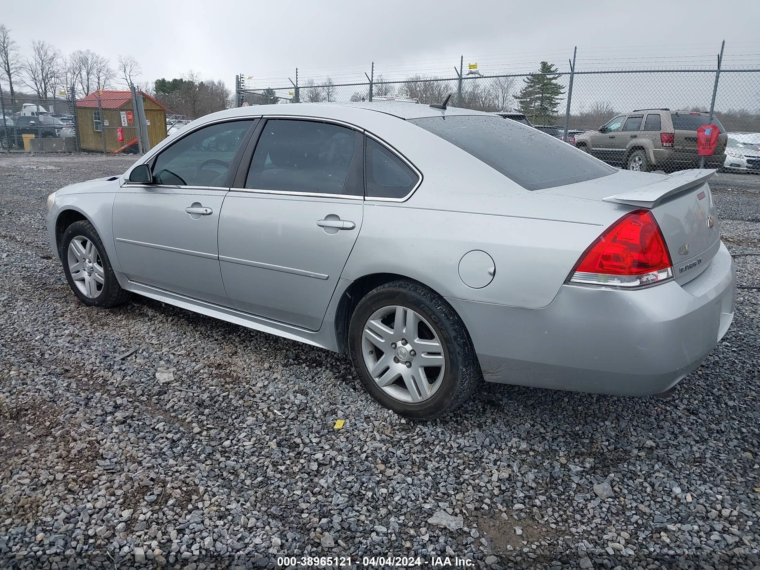 Photo 2 VIN: 2G1WB5E30E1107591 - CHEVROLET IMPALA 