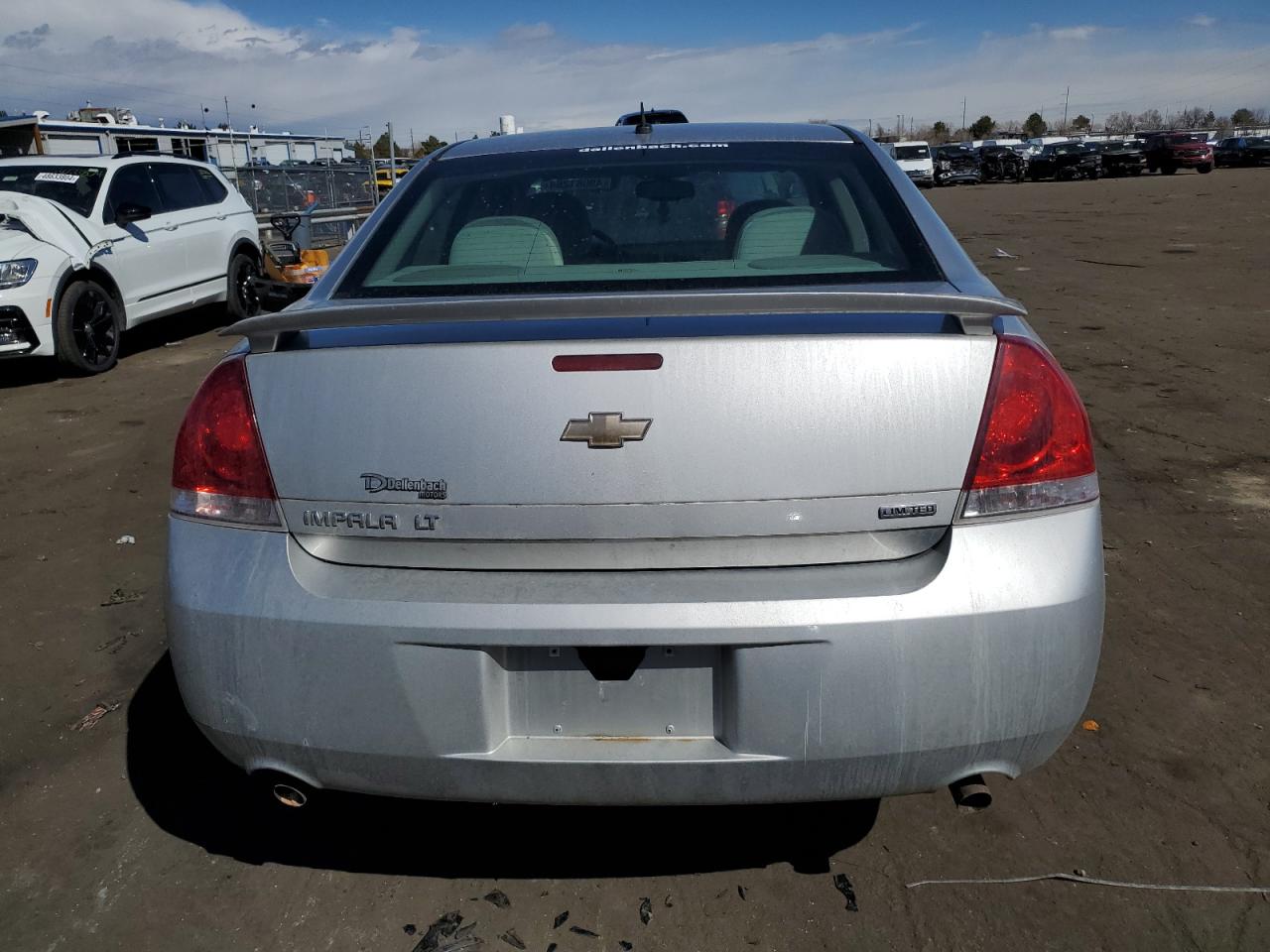 Photo 5 VIN: 2G1WB5E31E1141782 - CHEVROLET IMPALA 