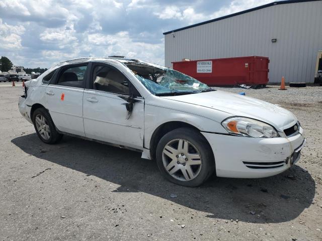 Photo 3 VIN: 2G1WB5E33F1147228 - CHEVROLET IMPALA 