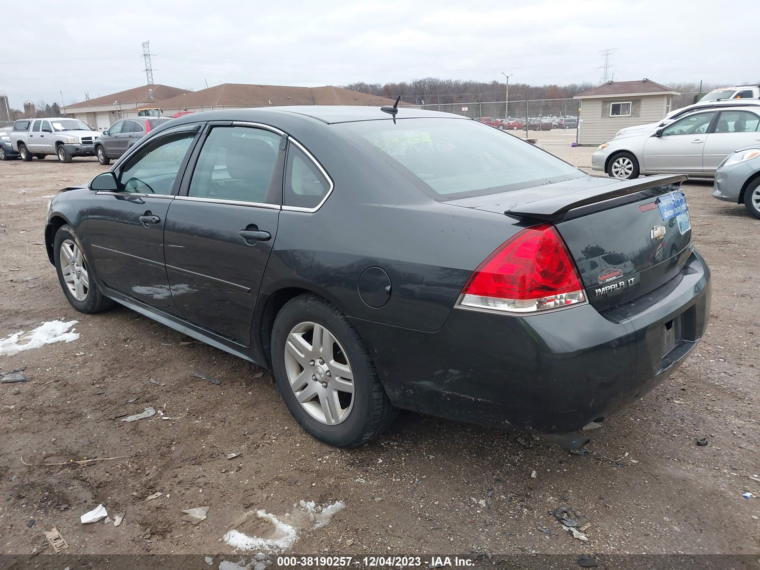 Photo 2 VIN: 2G1WB5E34C1212373 - CHEVROLET IMPALA 