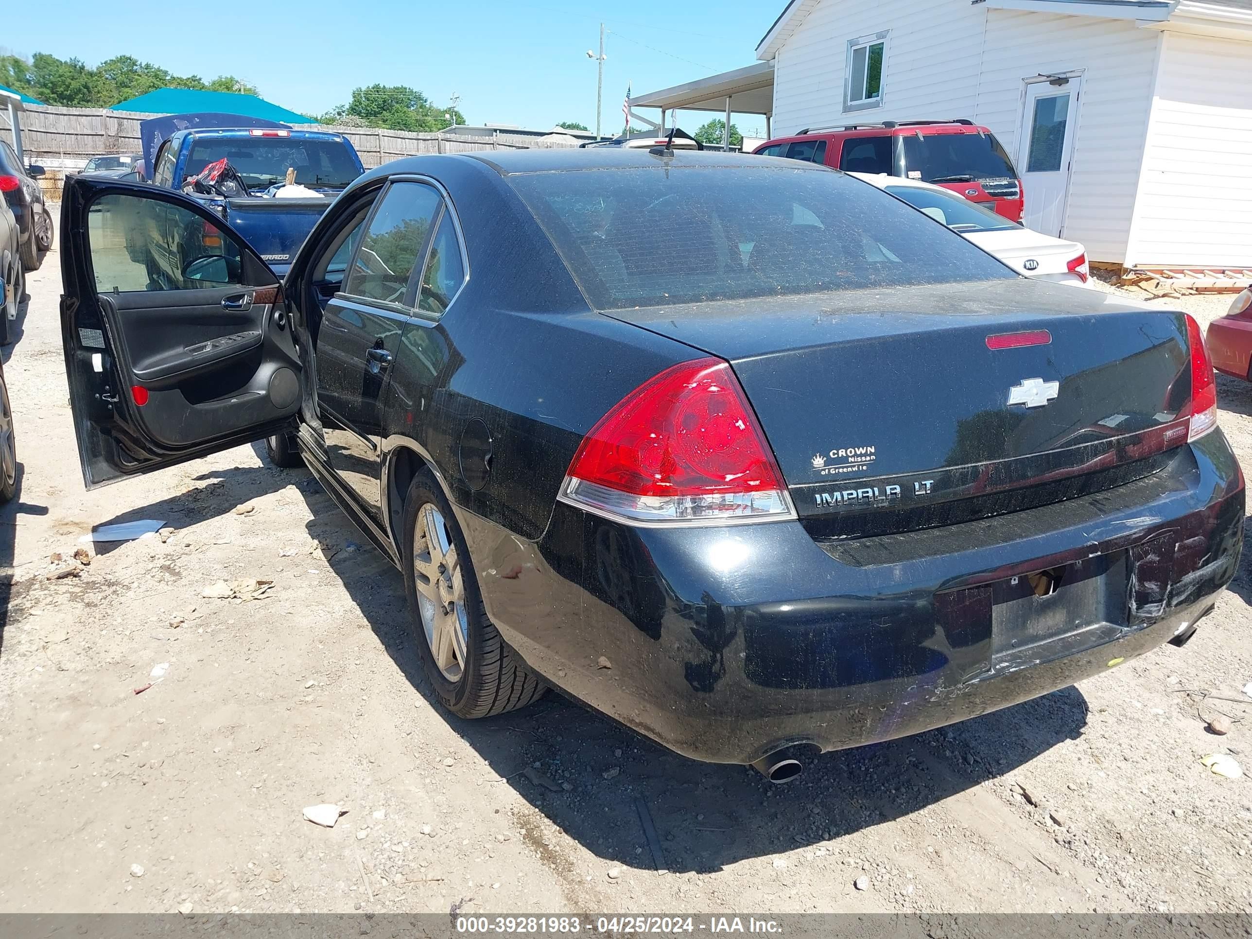 Photo 2 VIN: 2G1WB5E34E1109909 - CHEVROLET IMPALA 