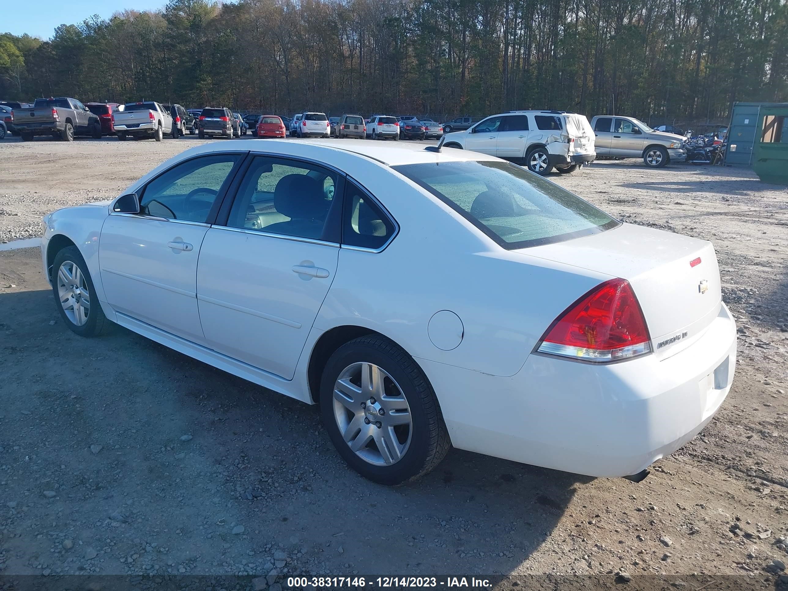 Photo 2 VIN: 2G1WB5E35E1120367 - CHEVROLET IMPALA 