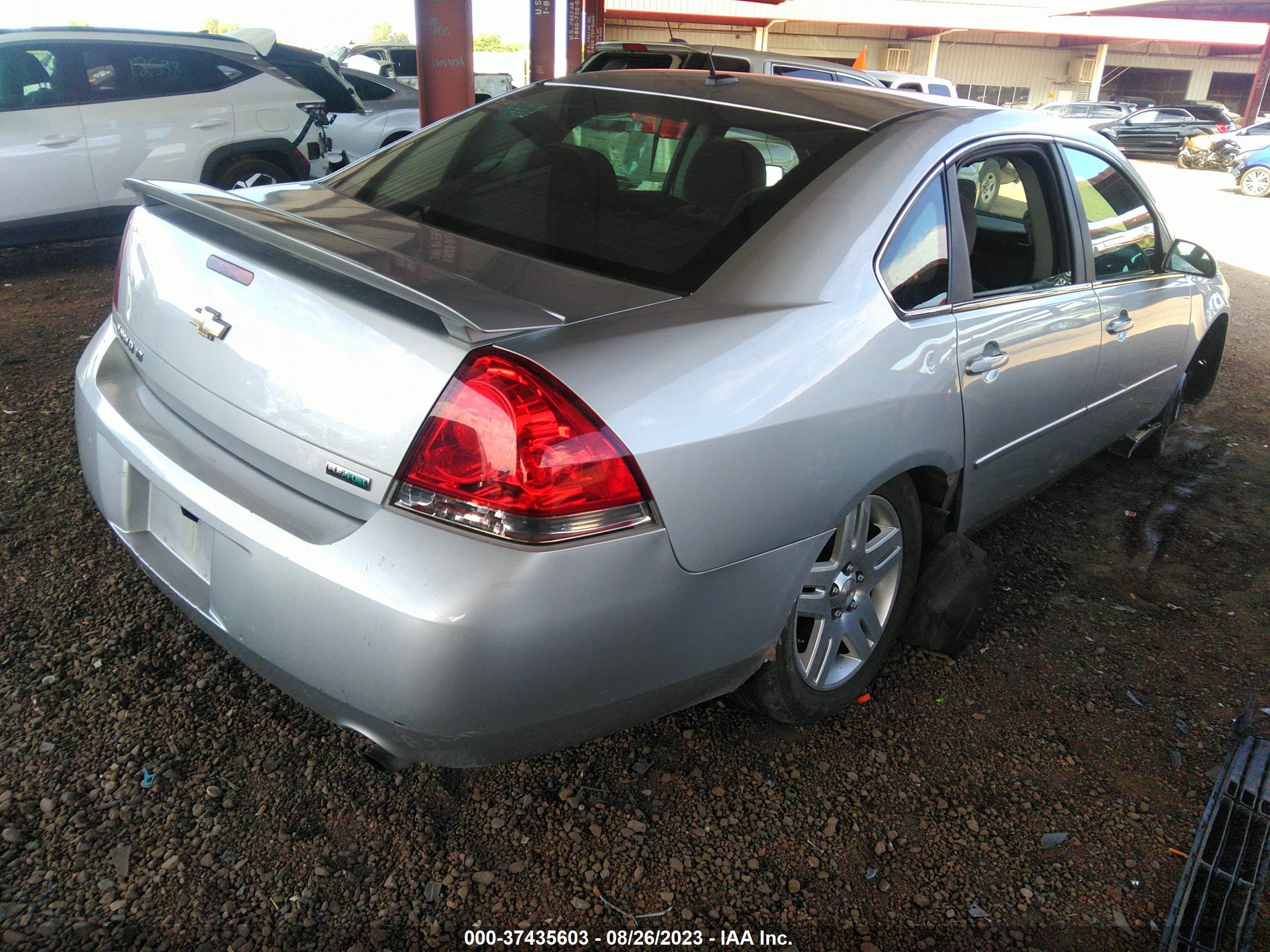 Photo 3 VIN: 2G1WB5E36C1177688 - CHEVROLET IMPALA 