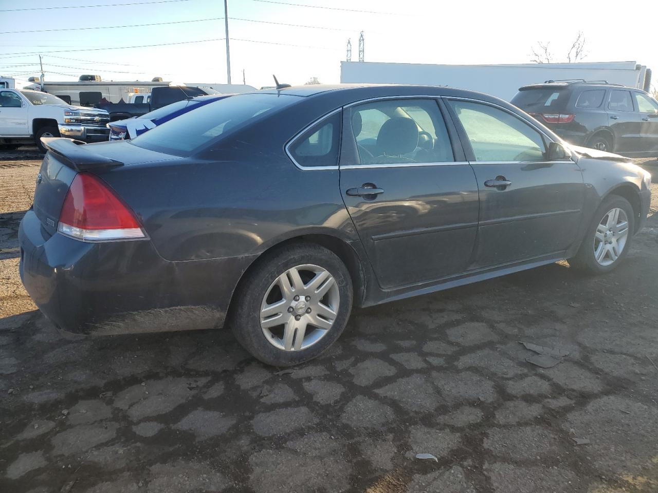 Photo 2 VIN: 2G1WB5E36C1187122 - CHEVROLET IMPALA 