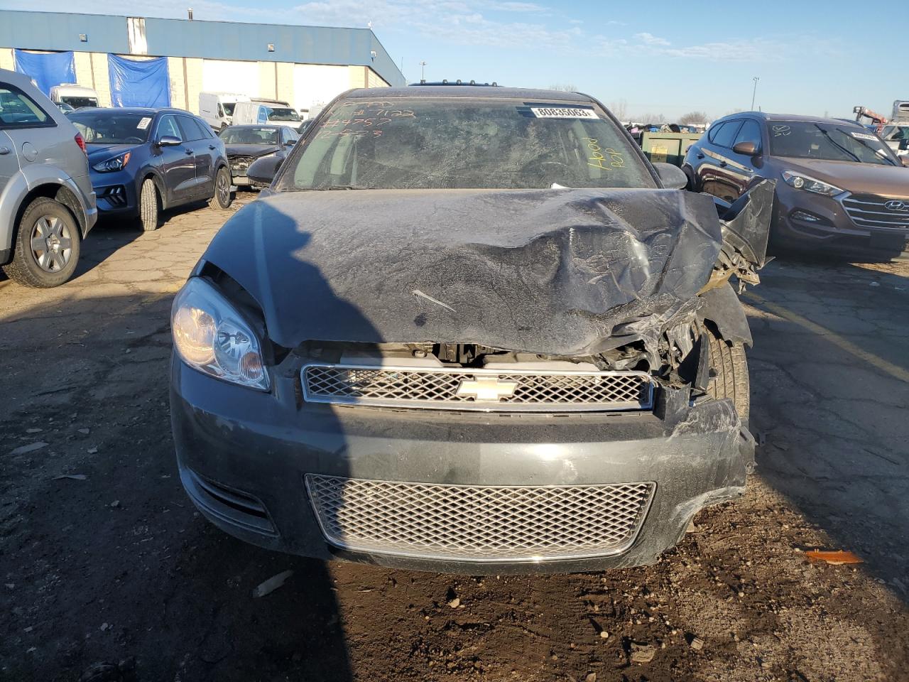 Photo 4 VIN: 2G1WB5E36C1187122 - CHEVROLET IMPALA 