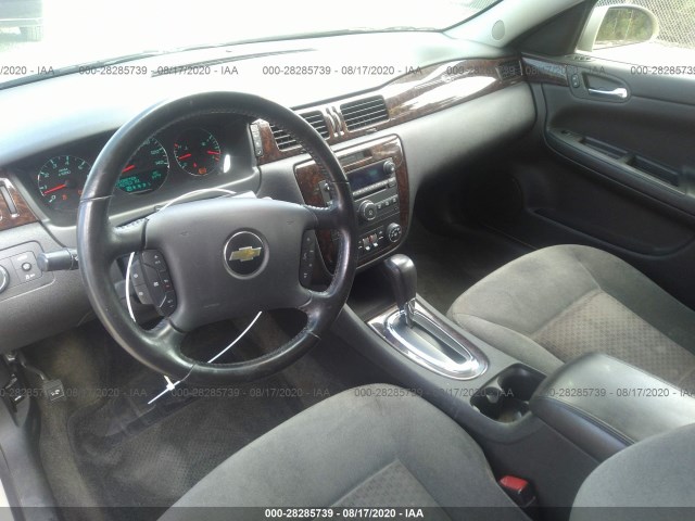 Photo 4 VIN: 2G1WB5E36C1201777 - CHEVROLET IMPALA 