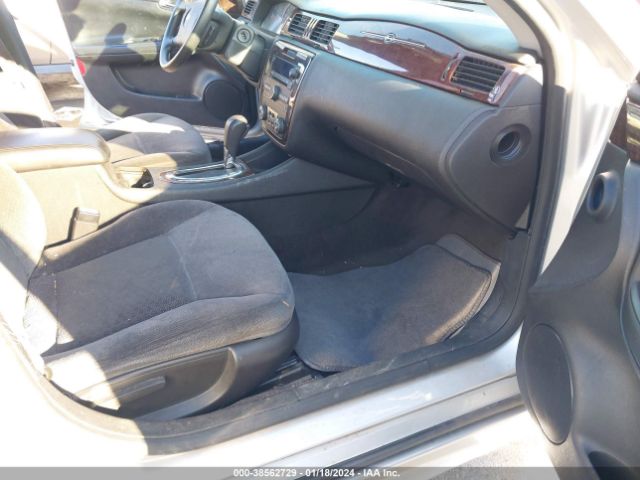 Photo 4 VIN: 2G1WB5E36F1138118 - CHEVROLET IMPALA LIMITED 