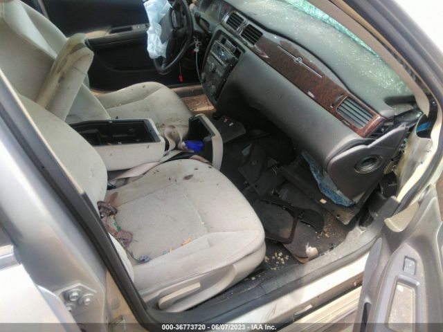 Photo 4 VIN: 2G1WB5E37C1130086 - CHEVROLET IMPALA 