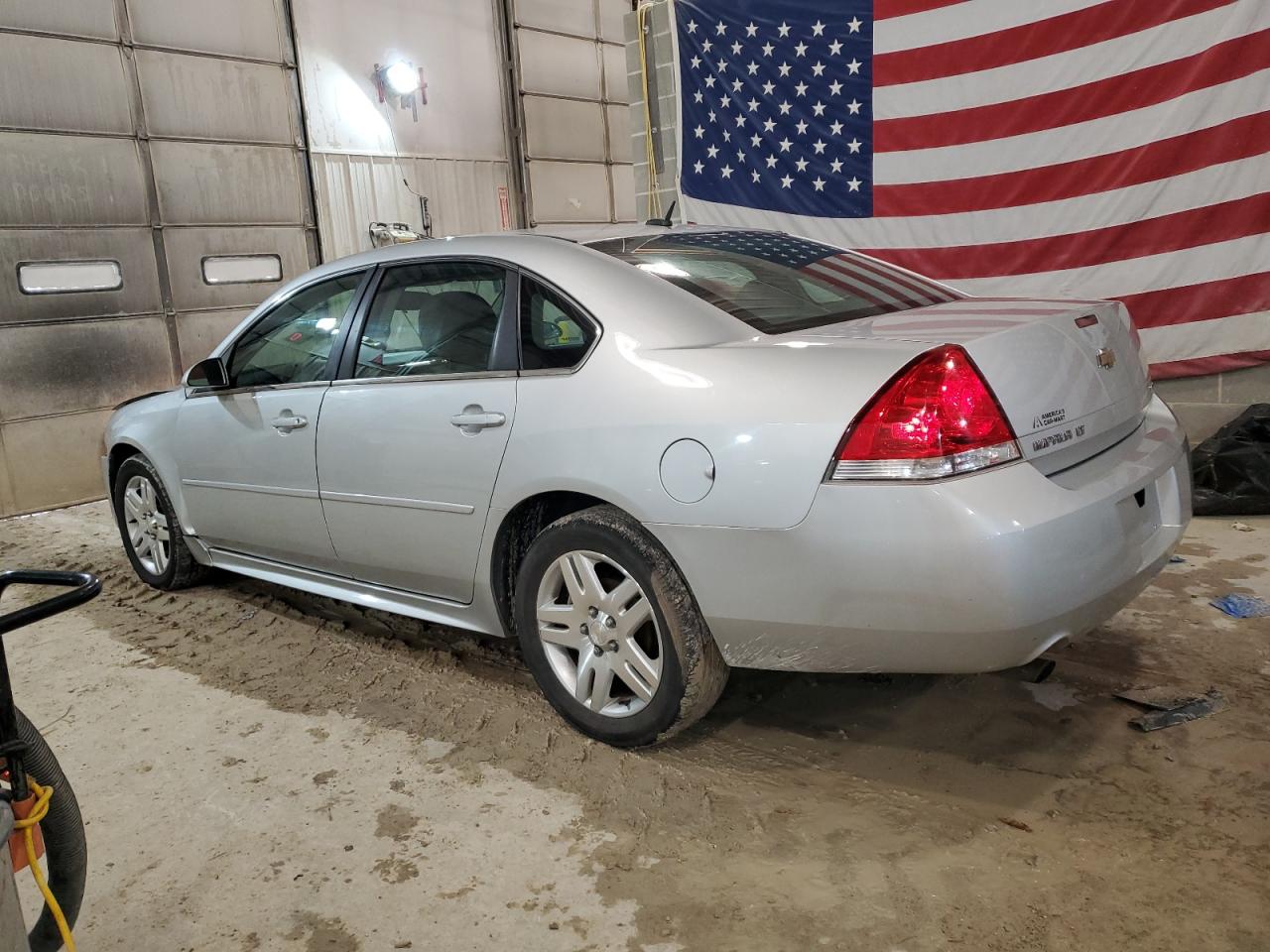 Photo 1 VIN: 2G1WB5E37G1105422 - CHEVROLET IMPALA 