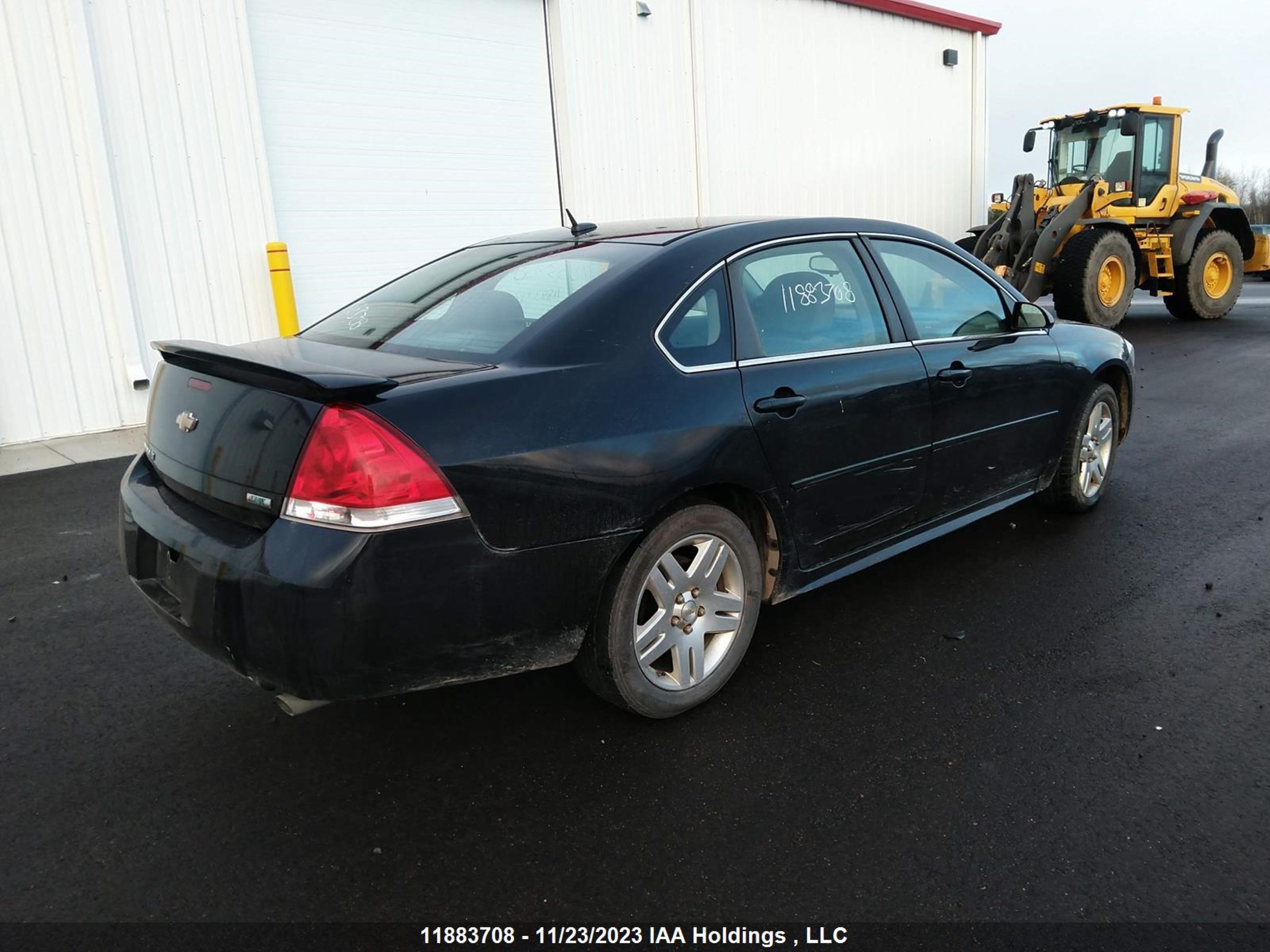 Photo 3 VIN: 2G1WB5E38D1126713 - CHEVROLET IMPALA 