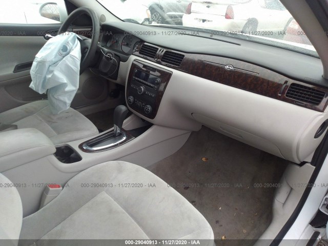 Photo 4 VIN: 2G1WB5E38G1175009 - CHEVROLET IMPALA LIMITED 