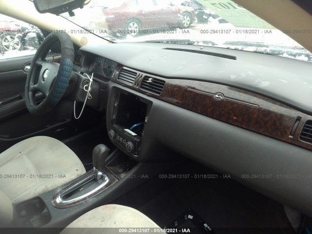 Photo 4 VIN: 2G1WB5E39F1153583 - CHEVROLET IMPALA LIMITED 