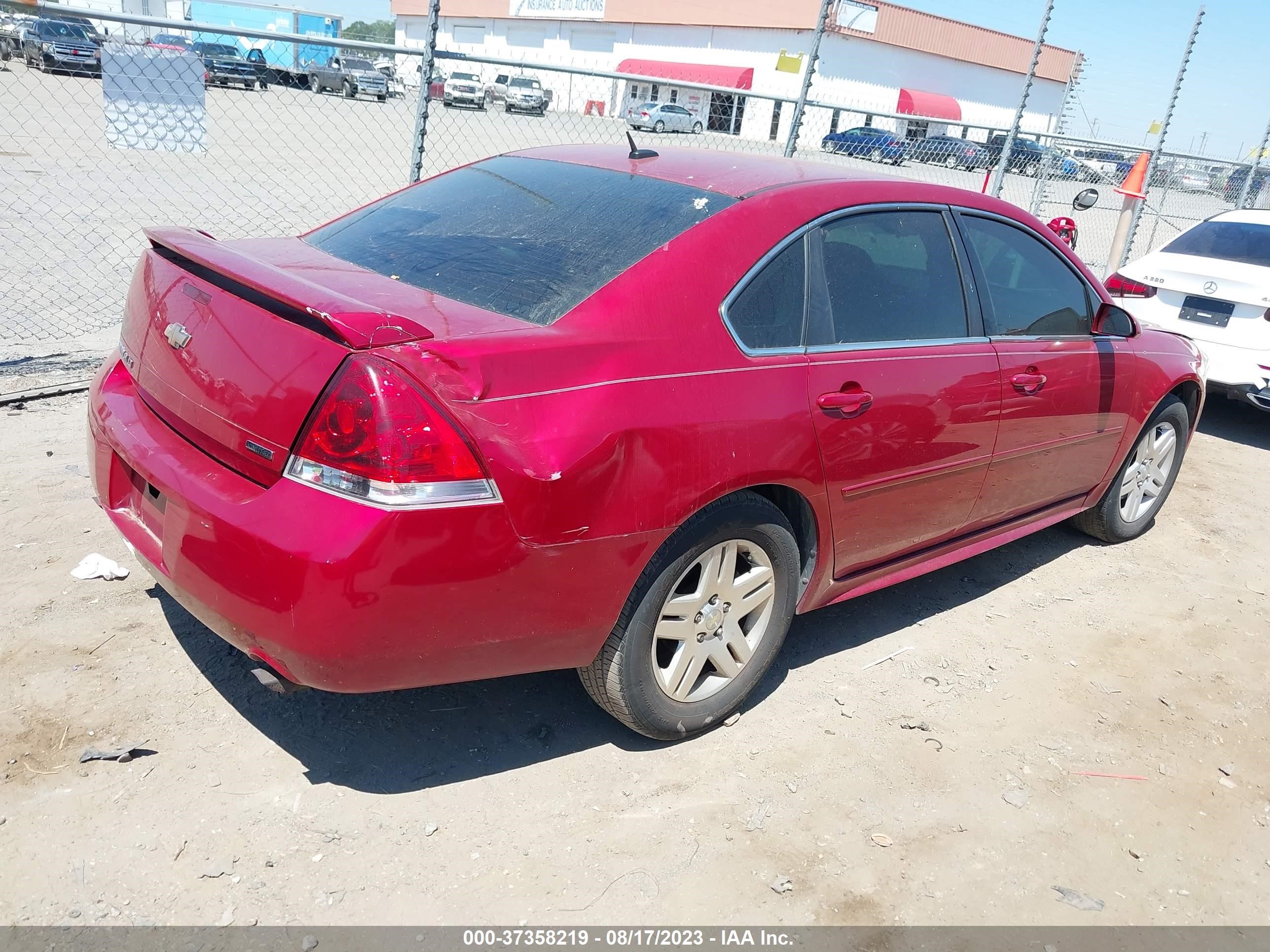 Photo 3 VIN: 2G1WB5E3XE1151906 - CHEVROLET IMPALA 