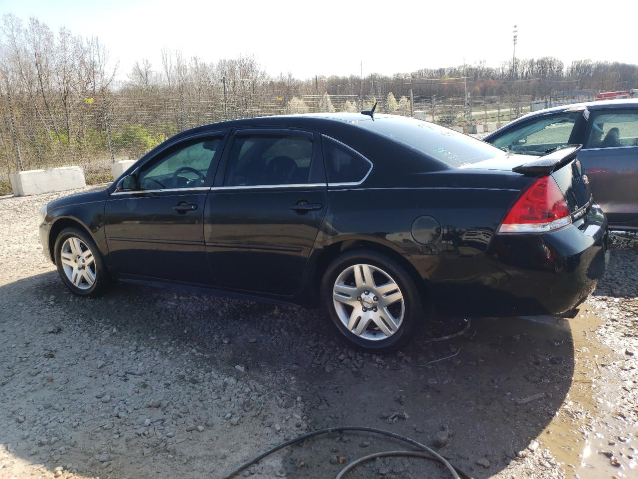 Photo 1 VIN: 2G1WB5E3XF1120902 - CHEVROLET IMPALA 