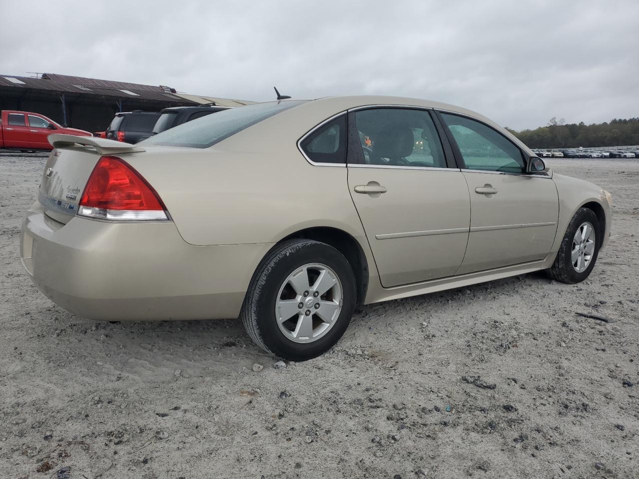 Photo 2 VIN: 2G1WB5EK0A1165492 - CHEVROLET IMPALA 