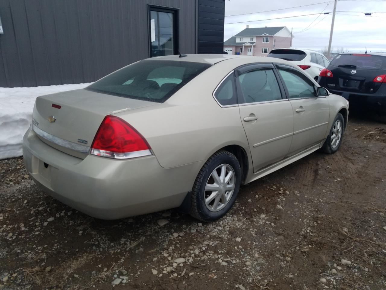 Photo 2 VIN: 2G1WB5EK1A1224033 - CHEVROLET IMPALA 