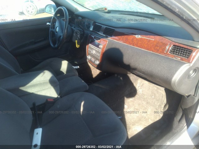 Photo 4 VIN: 2G1WB5EK1A1251796 - CHEVROLET IMPALA 