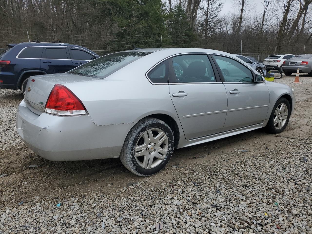 Photo 2 VIN: 2G1WB5EK1B1247460 - CHEVROLET IMPALA 